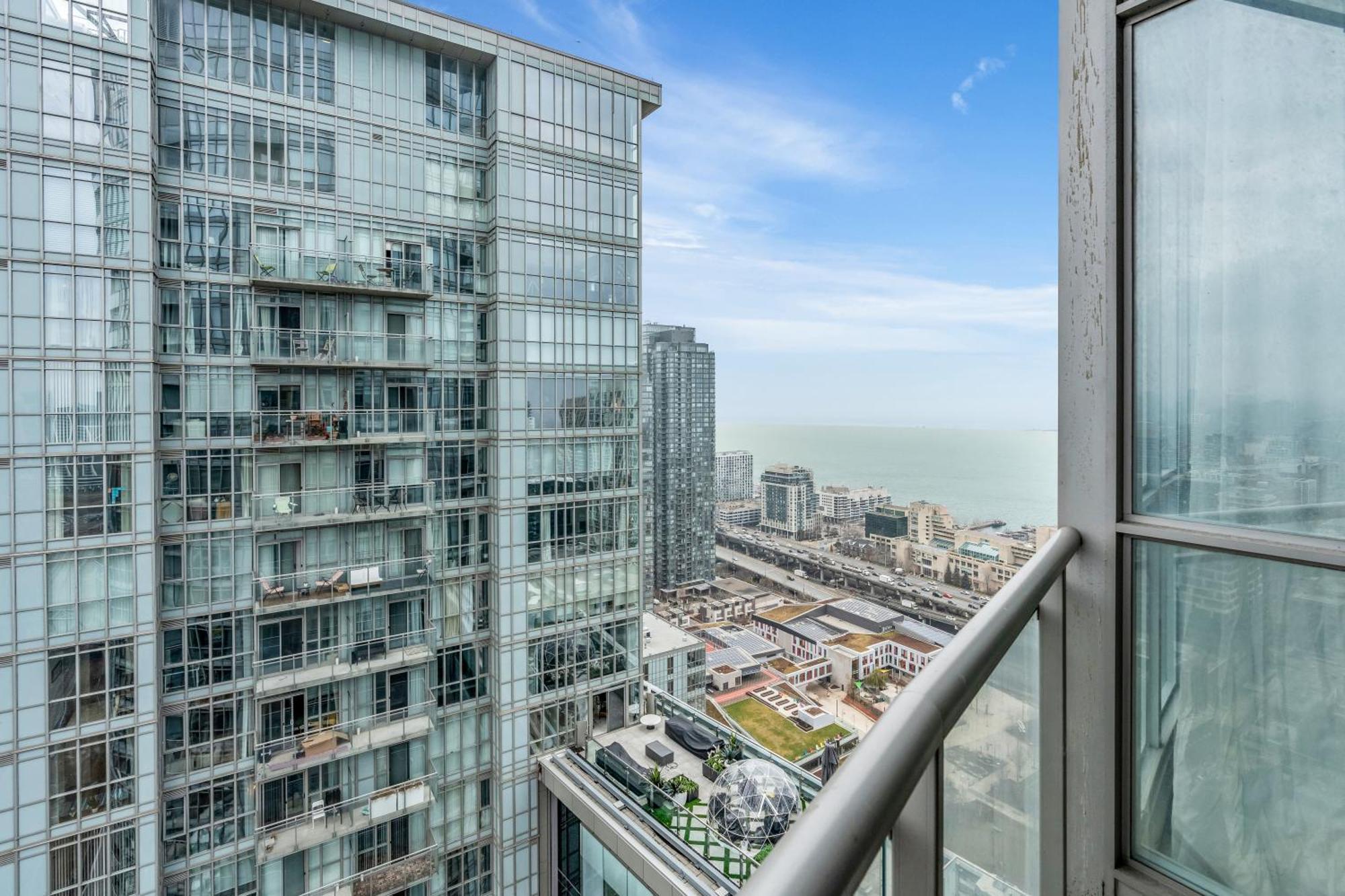 City Downtown Suites Toronto Eksteriør bilde